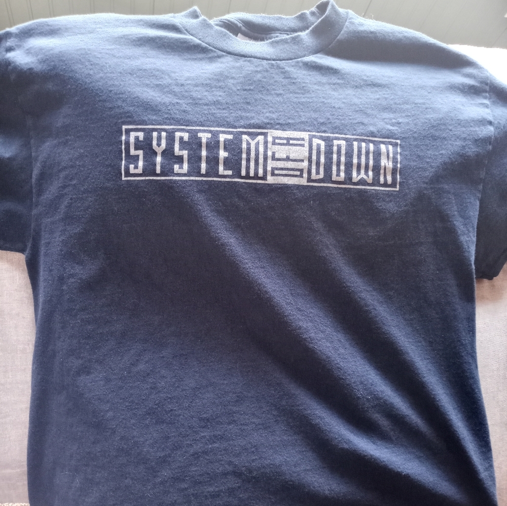 Vintage L System of a Down t-shirt